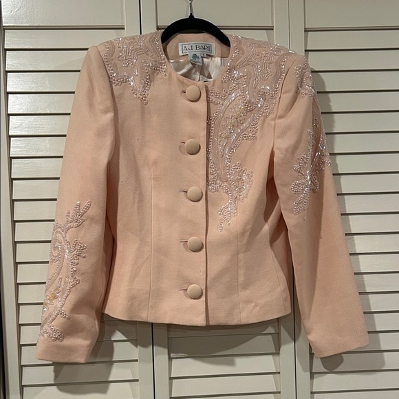 AJ Bari Jackets & Blazers - Vintage AJ Bari Women's Embroidered Blazer in Peach Size 6